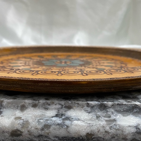 VTG WOODEN FOLK ART DECORATIVE PLATTER TO HANG ON WALL - Picture 4 of 6